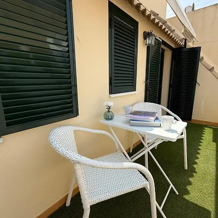 Sunny & Cosy Penthouse *